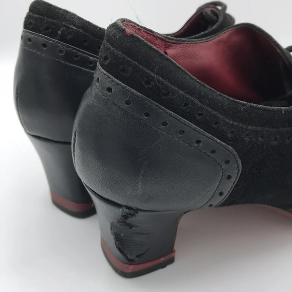 Oh! black square toe granny shoes, size 37 (6.5) - Picture 5 of 8